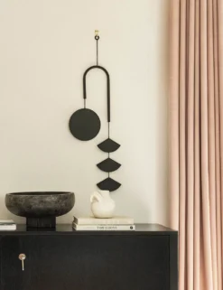 Circle & Line Rise Wall Hanging