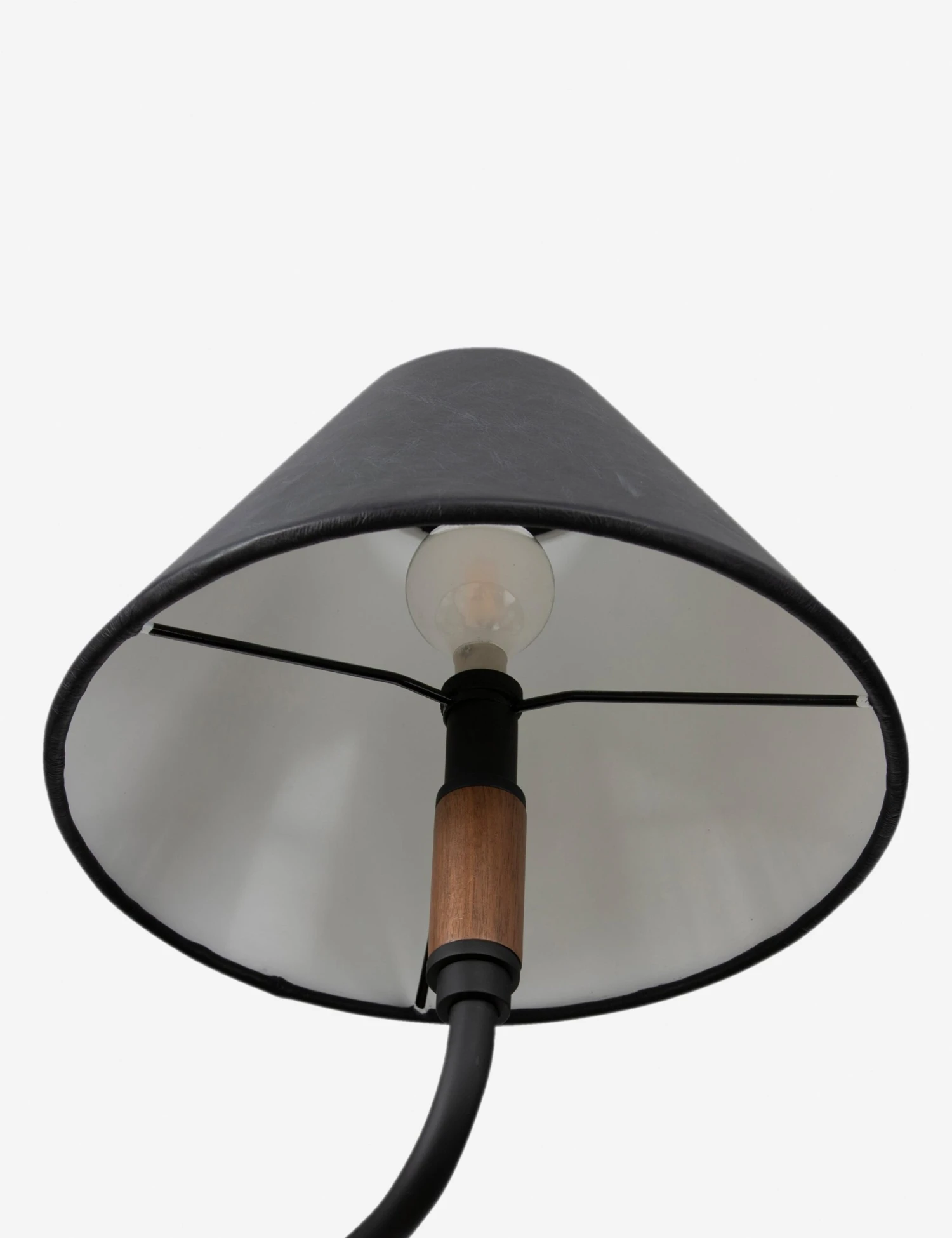 Doherty Linear Pendant Light 8 Doherty Linear Pendant Light - Image 8