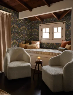 Morris & Co. Strawberry Thief Wallpaper -Home Decor Sale PillowGallery2 15399 V2 Swatch SITECROP f0946e50 3c18 4ee7 9b22 e955fa214e7f scaled