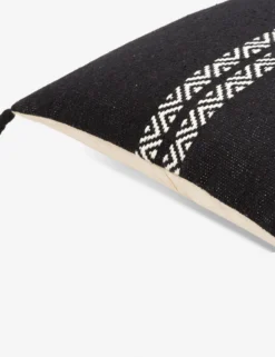 Ryla Pillow -Home Decor Sale jie002 detail corner scaled