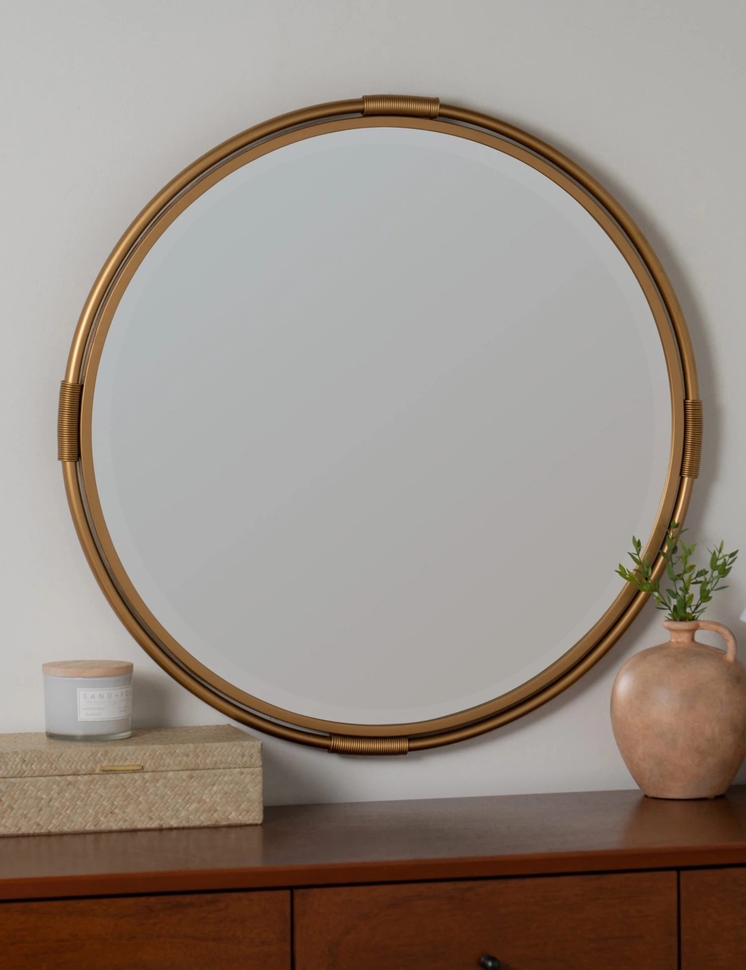 Bilson Round Mirror 1 Bilson Round Mirror